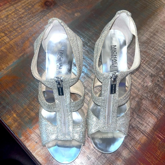 Michael Kors Glitter Heel - Picture 1 of 6